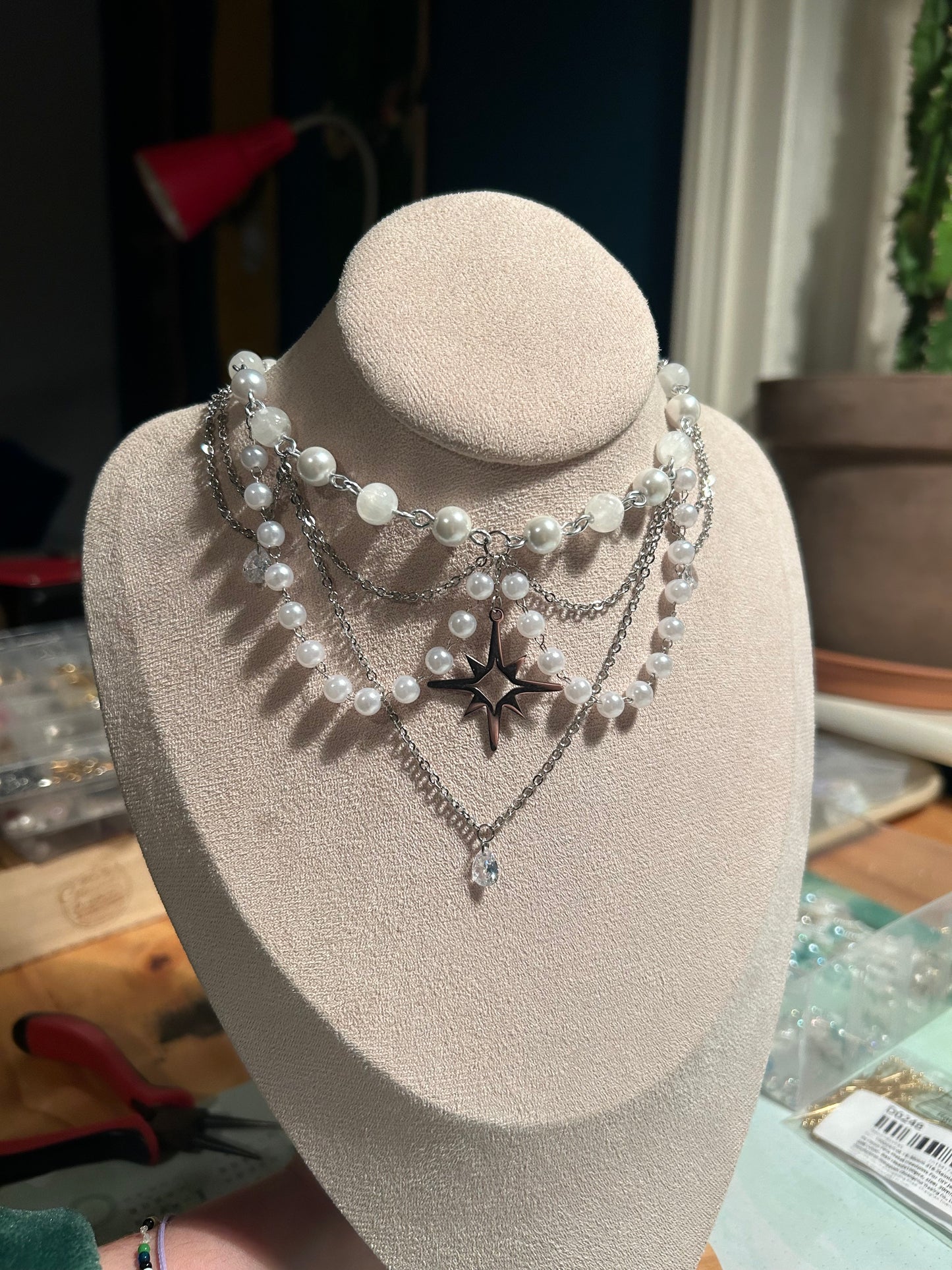 Collier White Queen Pierre de lune