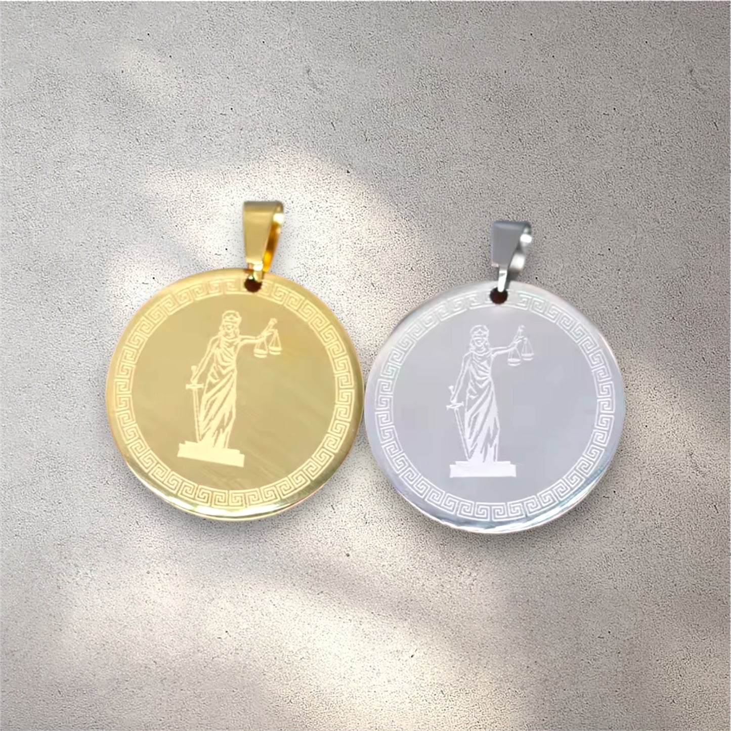 Pendentif Thémis