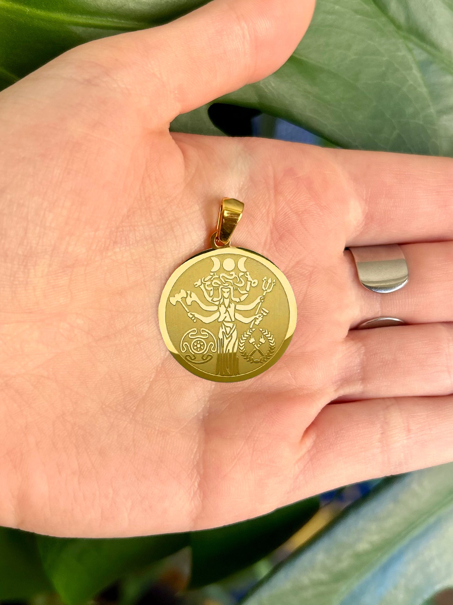 Pendentif Hécate