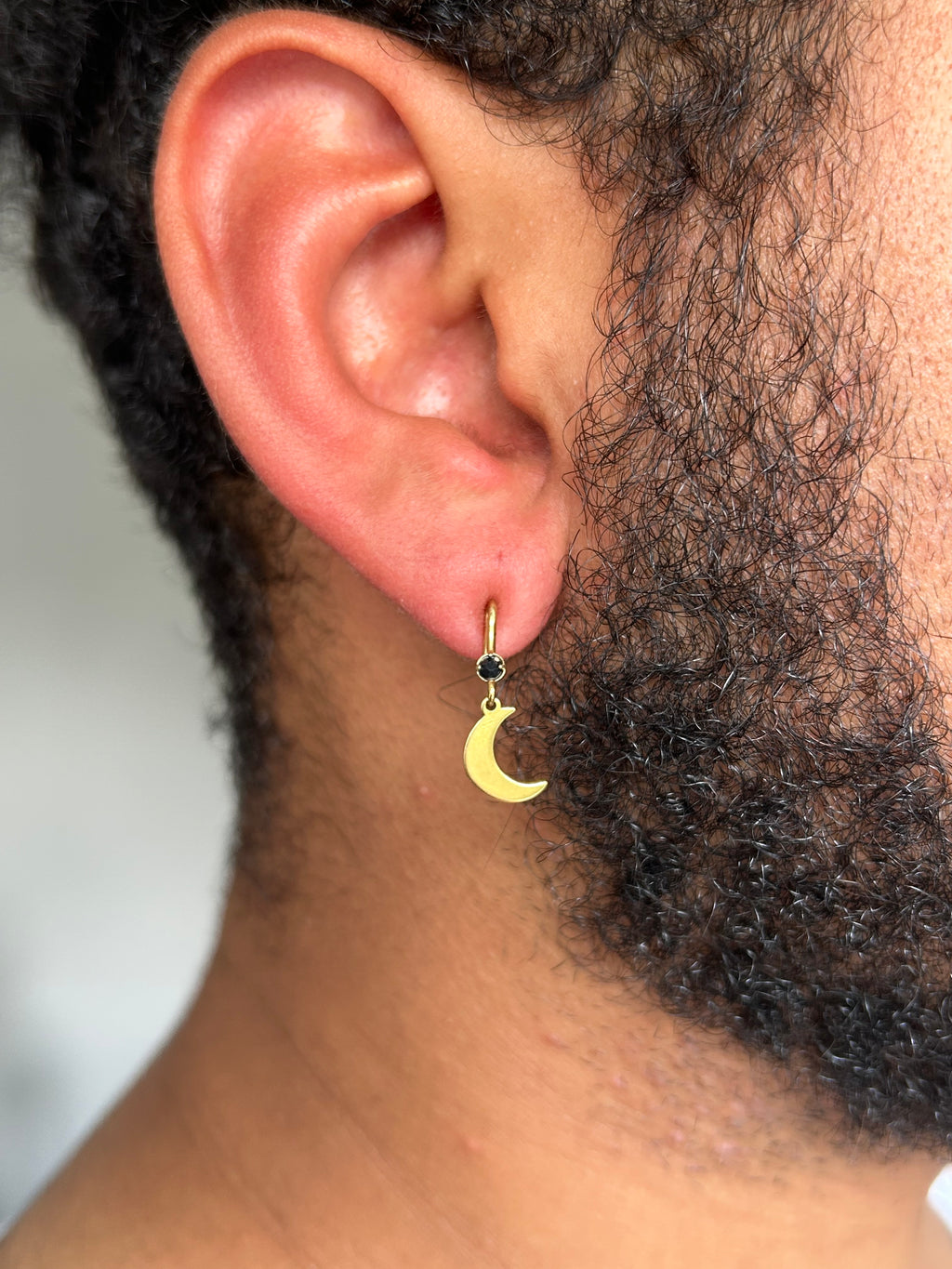 Oreille non percée