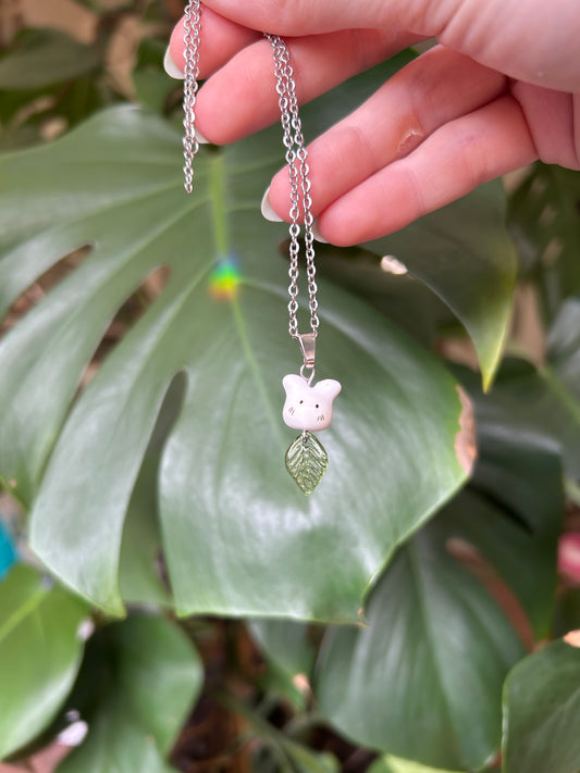 Collier Totoro blanc